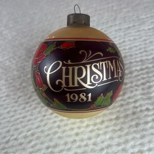 Vintage Hallmark 1981 Glass Ball Ornament Christmas The Gift Of Love Ornament